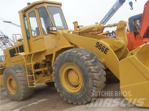 CAT 966 E Iekrāvēji uz riteņiem