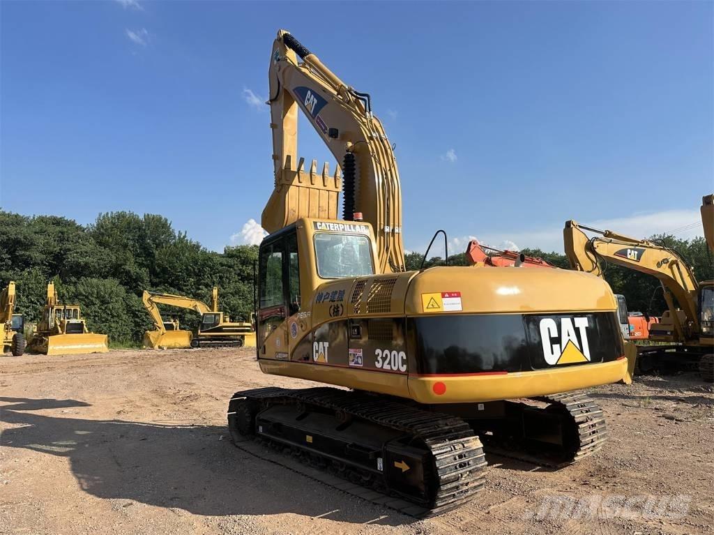 CAT 320C Kāpurķēžu ekskavatori