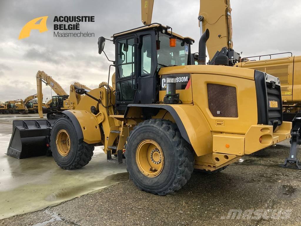 CAT 930M Iekrāvēji uz riteņiem
