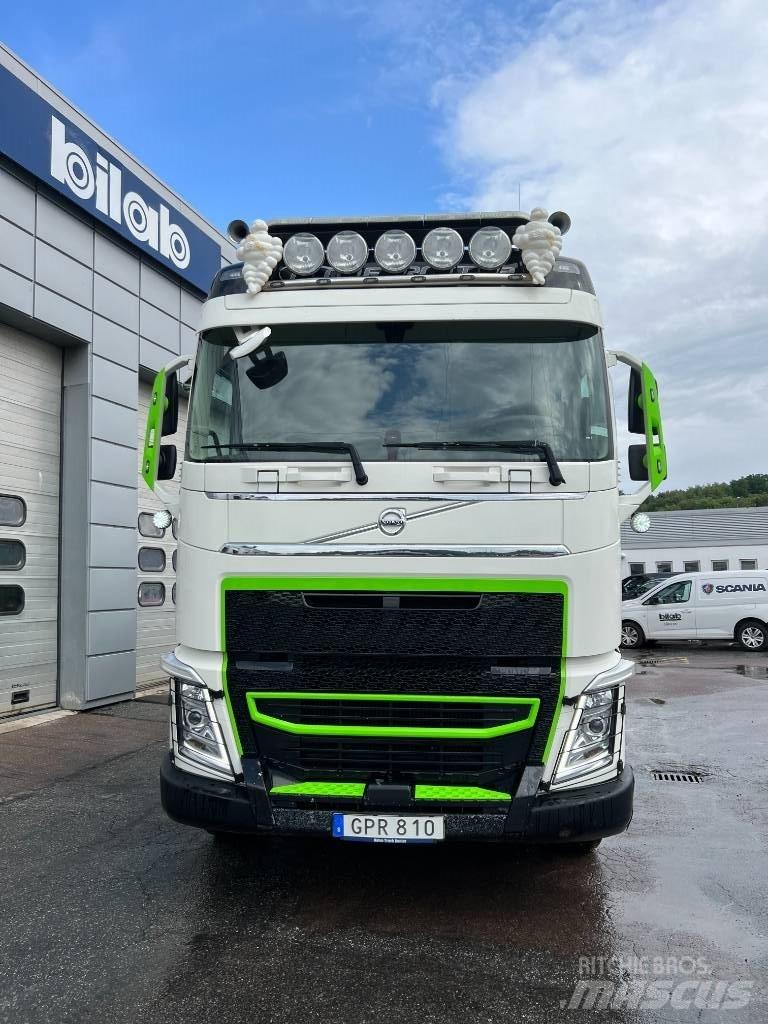 Volvo FH 8*4 Pašizgāzējs