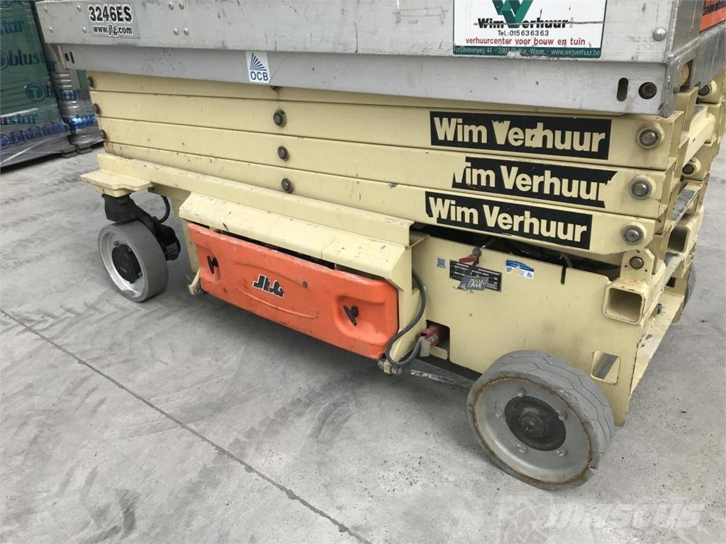 JLG 3246ES (1240) Šķerveida pacēlāji