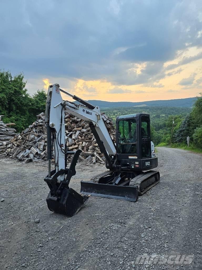 Bobcat E42 Mini ekskavatori < 7 t