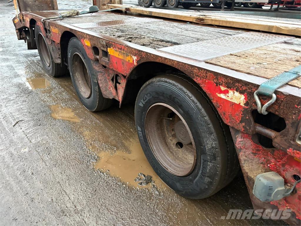 Faymonville 3aks Zemie treileri