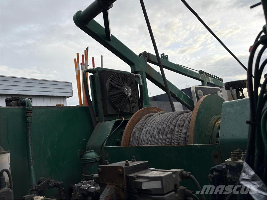 MAN 26.430 6X6 Evakuators ar manipulatoru