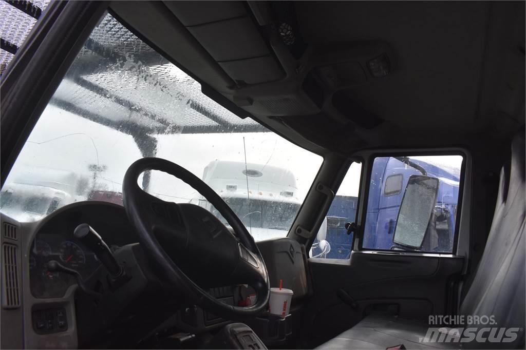 Altec AA55 Pacēlāji uz automašīnas bāzes
