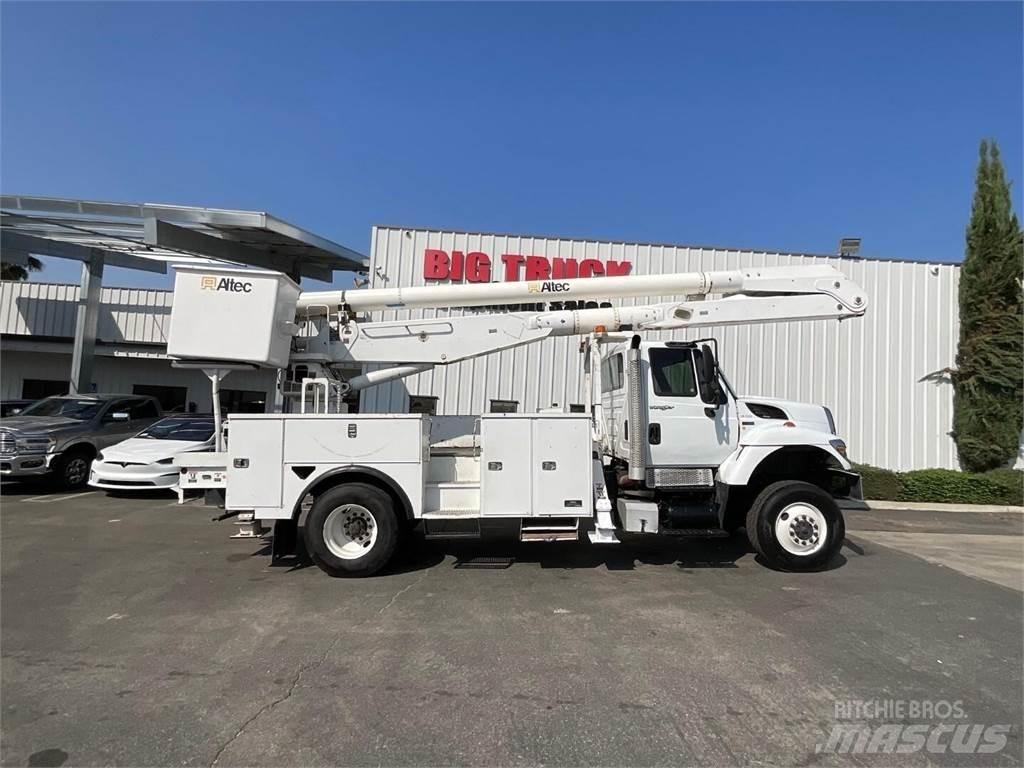 Altec AA755 Pacēlāji uz automašīnas bāzes
