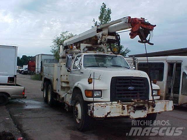 Altec D1000BR Mobilās urbšanas platformu automašīnas
