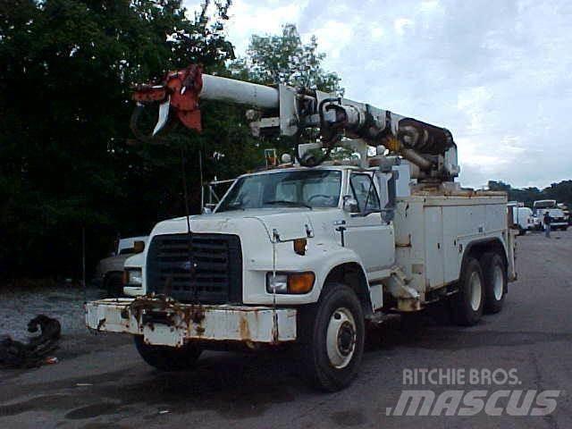 Altec D1000BR Mobilās urbšanas platformu automašīnas