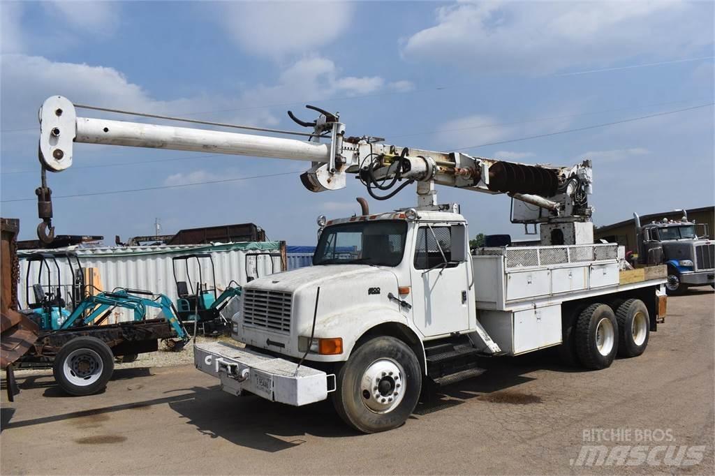 Altec D1090TR Mobilās urbšanas platformu automašīnas
