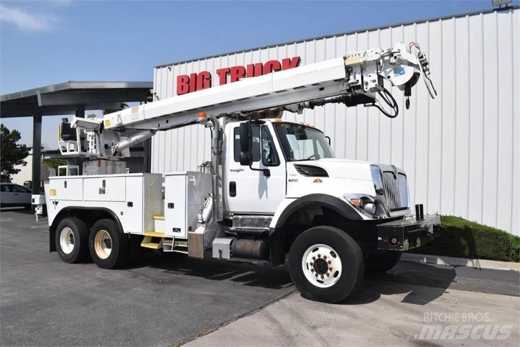Altec D3060ATR Mobilās urbšanas platformu automašīnas