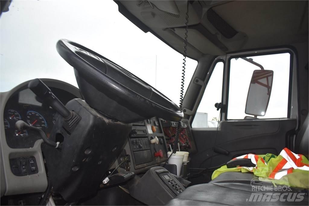 Altec D3060ATR Mobilās urbšanas platformu automašīnas
