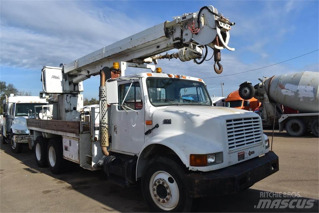 Altec D947TR Mobilās urbšanas platformu automašīnas