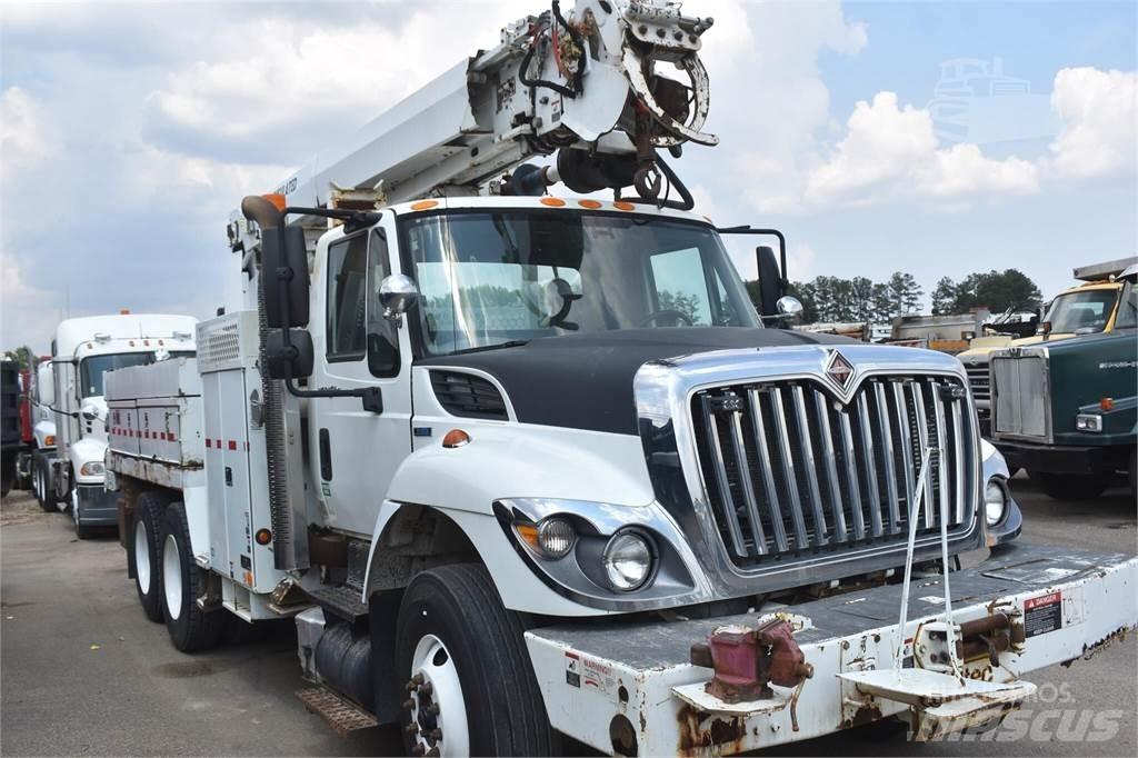 Altec DM45 Mobilās urbšanas platformu automašīnas