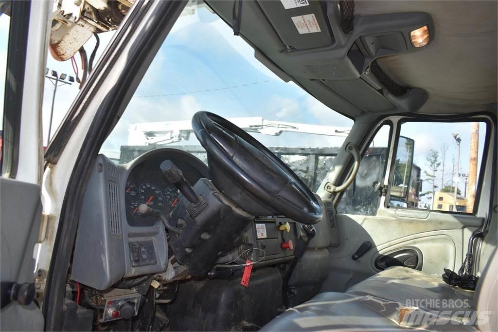 Altec DM47TR Mobilās urbšanas platformu automašīnas