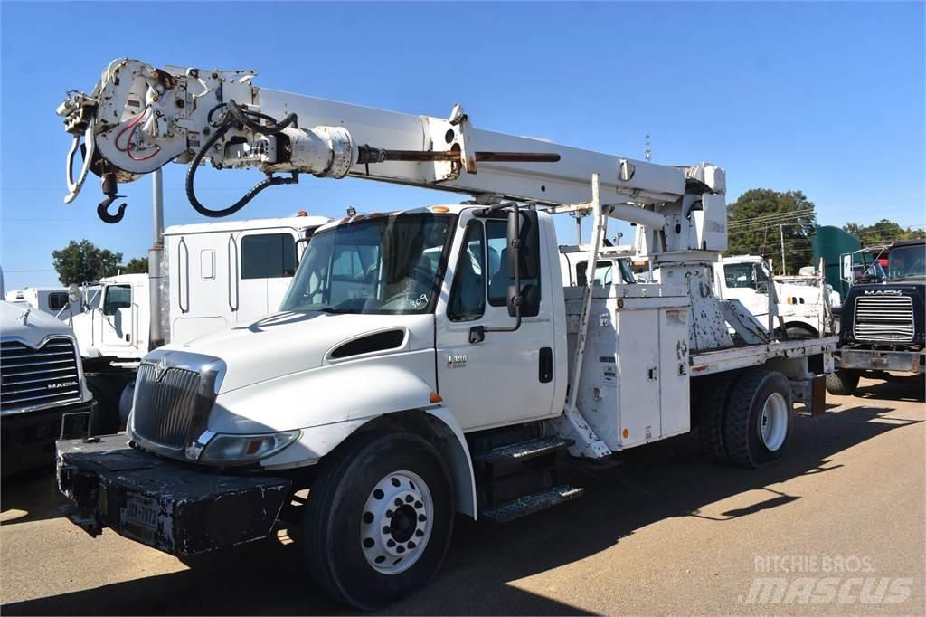 Altec DM47TR Mobilās urbšanas platformu automašīnas