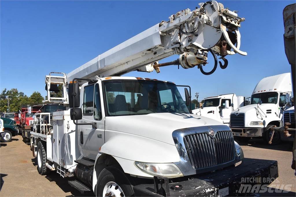 Altec DM47TR Mobilās urbšanas platformu automašīnas