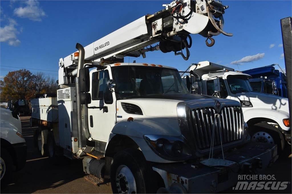 Altec DM47TR Mobilās urbšanas platformu automašīnas