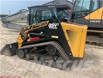 ASV POSI-TRACK RT75 Lietoti riteņu kompaktiekrāvēji