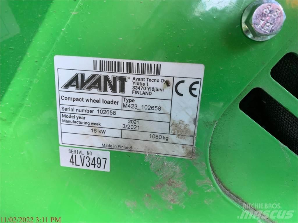 Avant 423 Iekrāvēji uz riteņiem