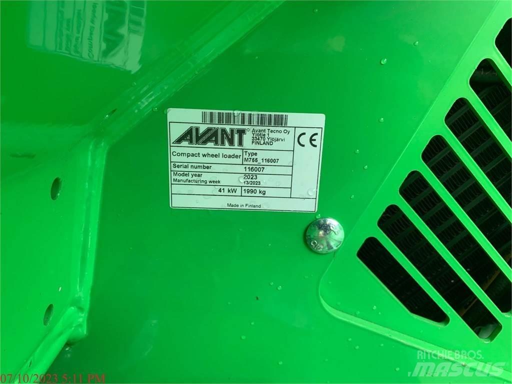 Avant 755I Iekrāvēji uz riteņiem