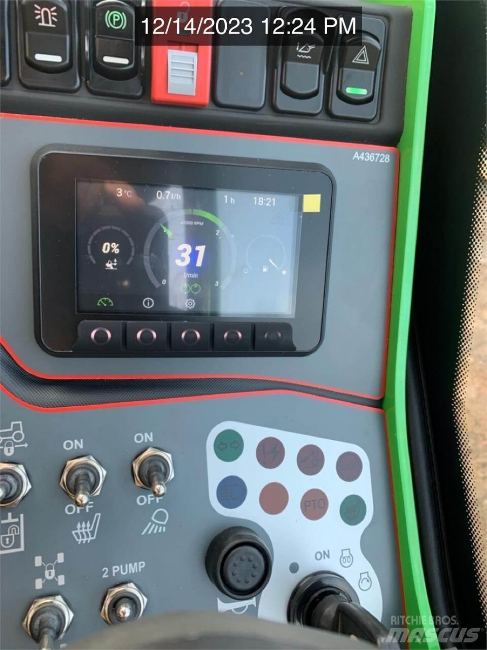 Avant 755I Iekrāvēji uz riteņiem