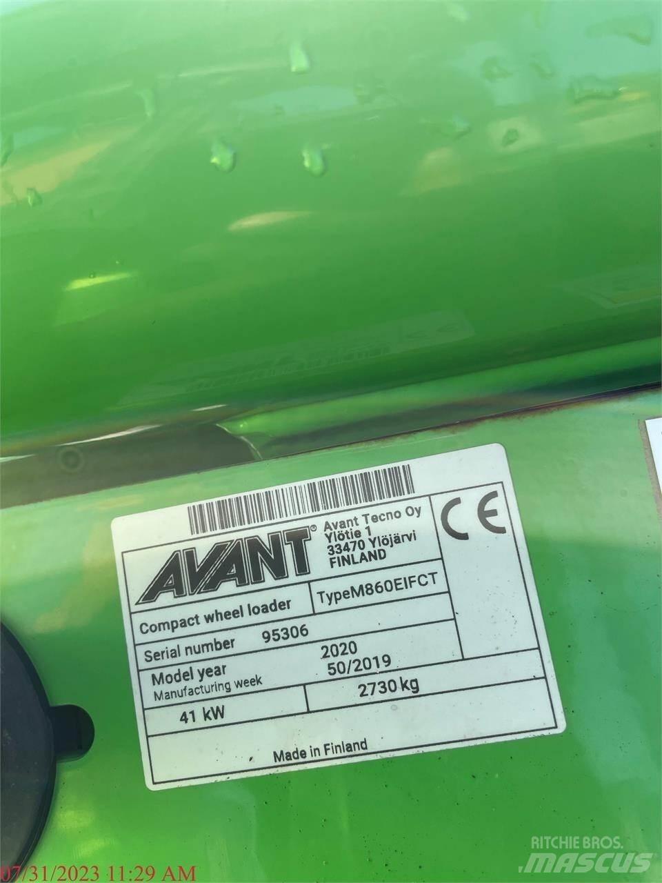 Avant 860I Iekrāvēji uz riteņiem