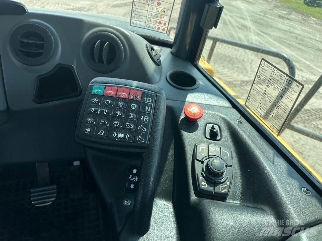 Bell B40E Artikulētie pašizgāzēji