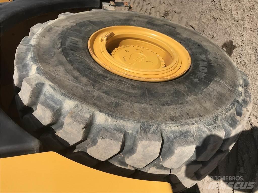 Bell B45E Artikulētie pašizgāzēji