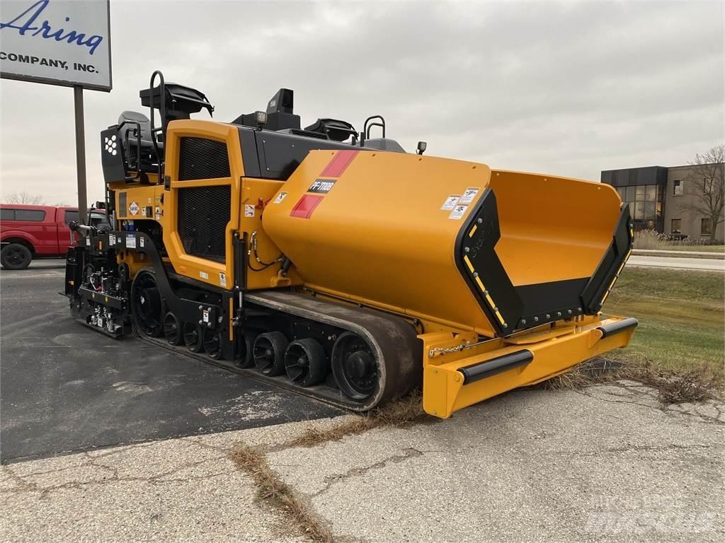 Blaw-Knox P7110B Asfalta klājēji