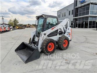 Bobcat S650 Lietoti riteņu kompaktiekrāvēji