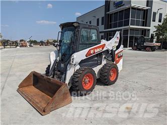 Bobcat S76 Lietoti riteņu kompaktiekrāvēji