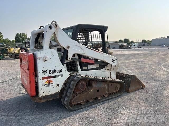 Bobcat T590 Lietoti riteņu kompaktiekrāvēji