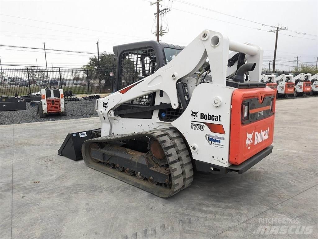 Bobcat T770 Lietoti riteņu kompaktiekrāvēji
