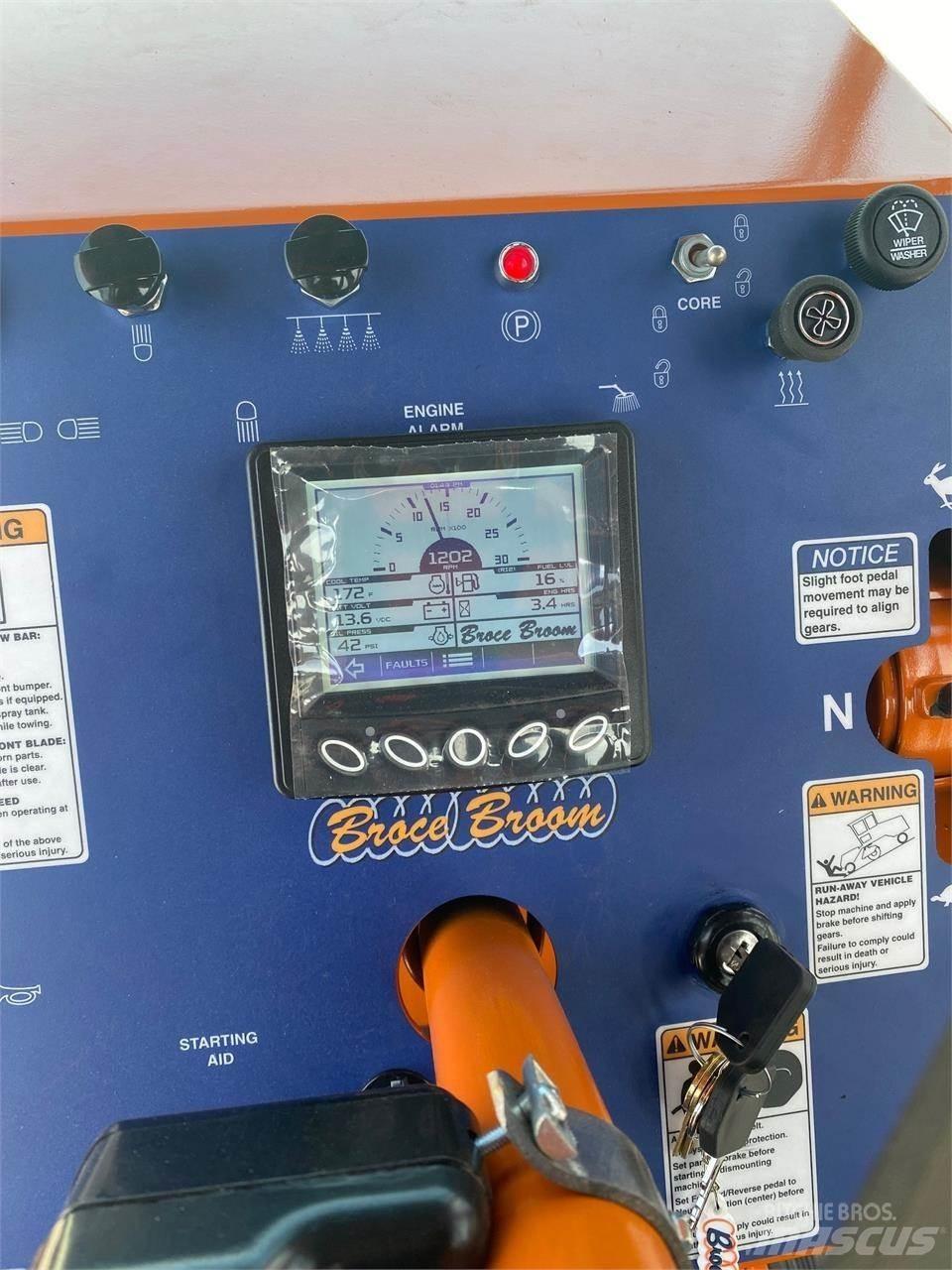 Broce RJT350 Ielu tīrīšanas mašīnas