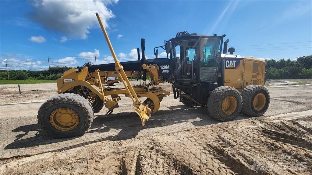 CAT 120M2 AWD Greideri