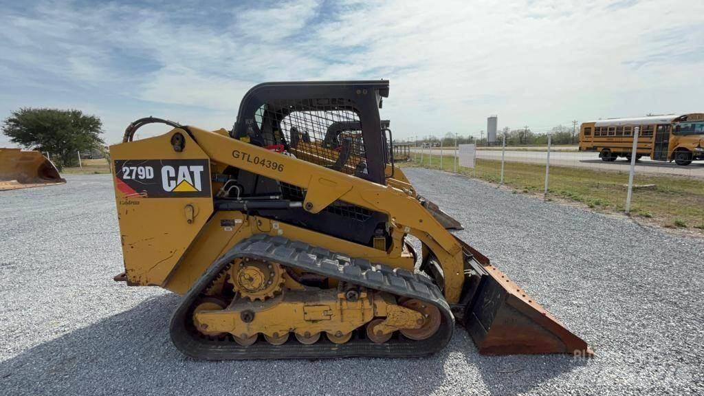 CAT 279D Lietoti riteņu kompaktiekrāvēji