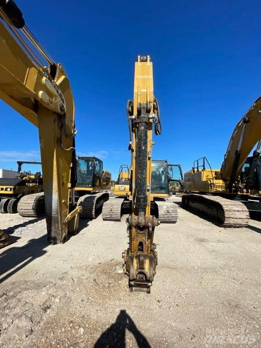 CAT 320 Kāpurķēžu ekskavatori