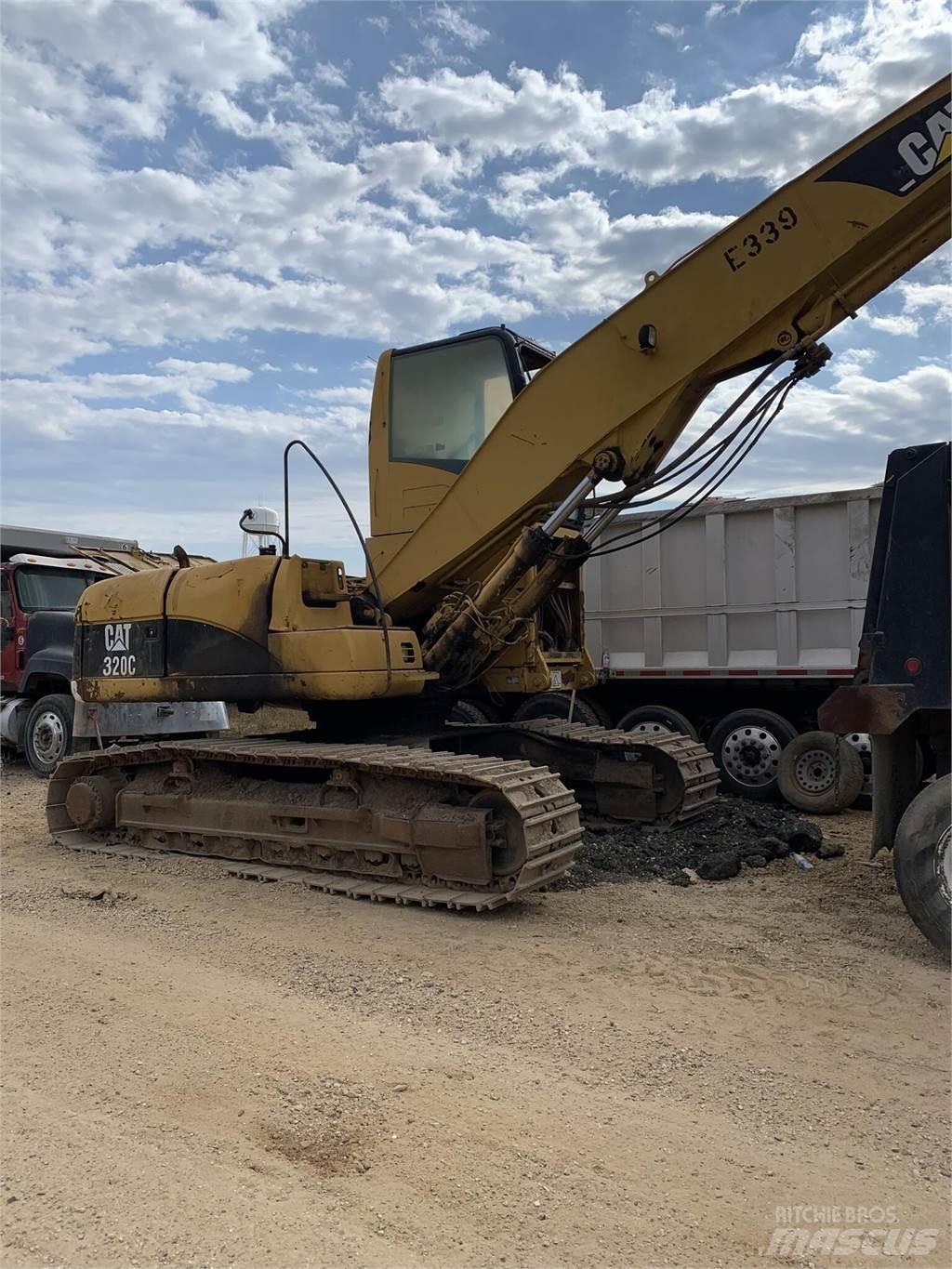 CAT 320C Kāpurķēžu ekskavatori