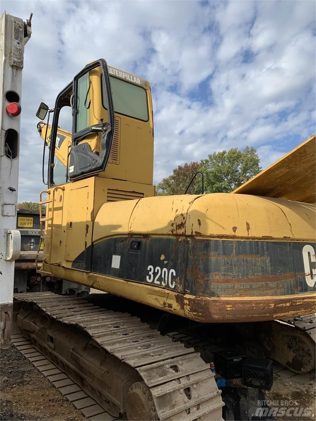 CAT 320C Kāpurķēžu ekskavatori