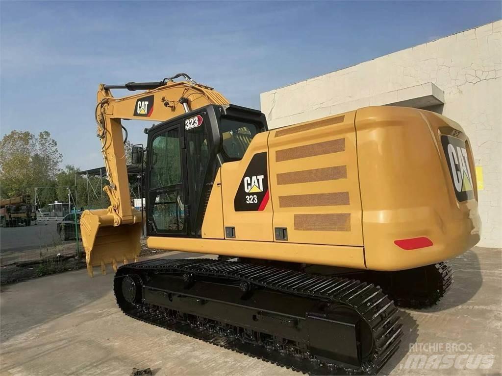 CAT 323 Kāpurķēžu ekskavatori