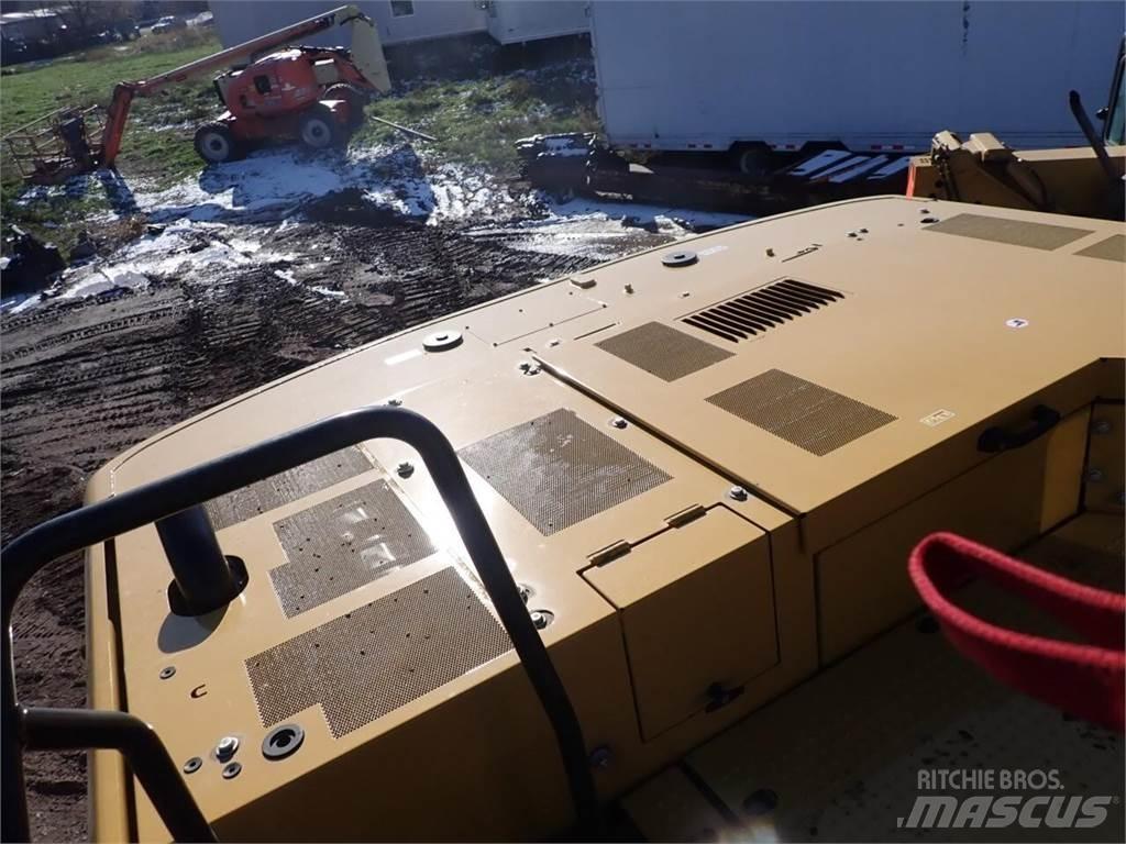 CAT 330 Kāpurķēžu ekskavatori