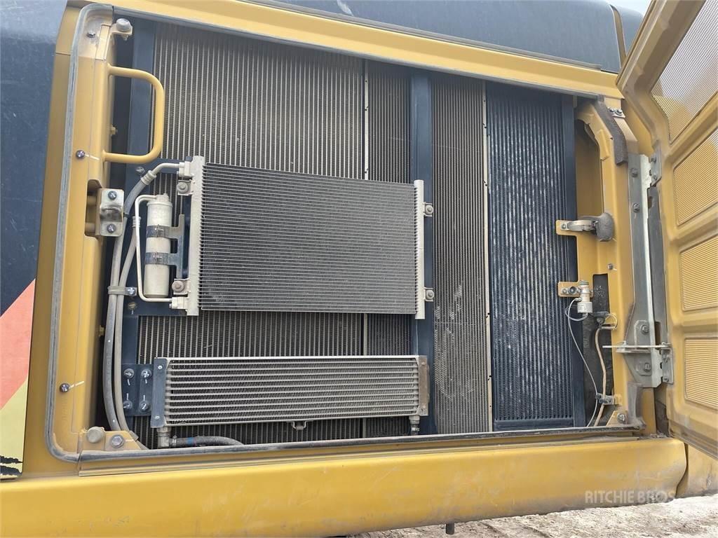 CAT 349FL Kāpurķēžu ekskavatori