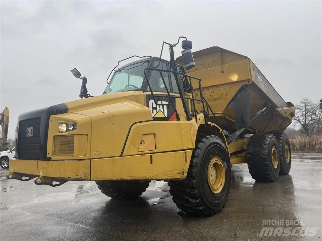 CAT 745C Artikulētie pašizgāzēji