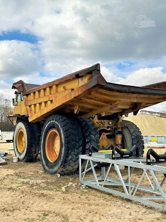 CAT 777B Artikulētie pašizgāzēji