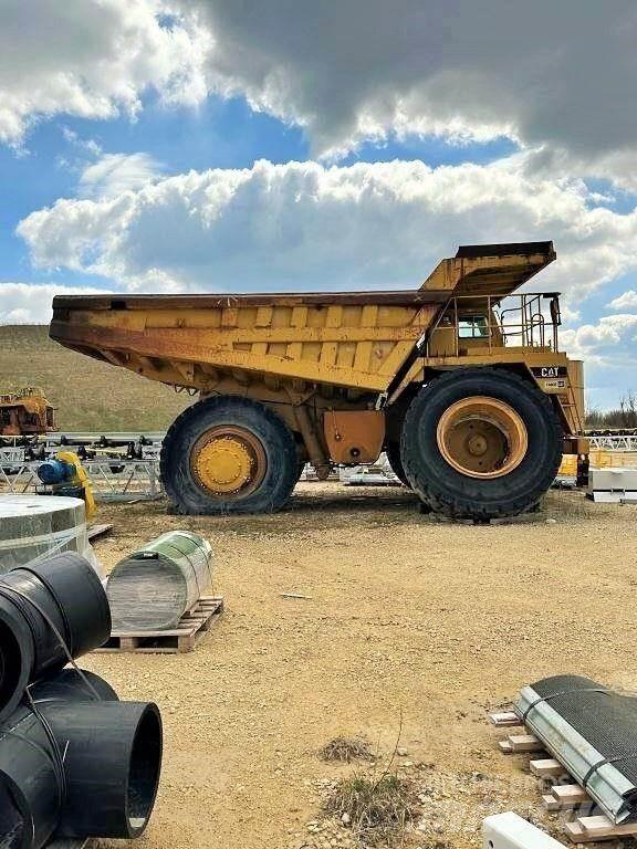 CAT 777B Artikulētie pašizgāzēji