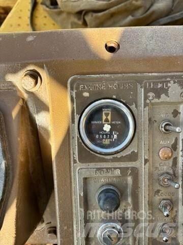 CAT 815B Atkritumu preses