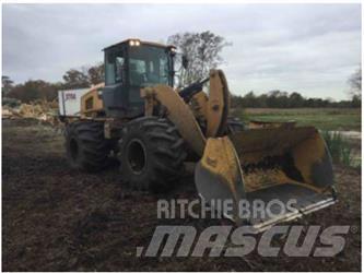 CAT 938M Iekrāvēji uz riteņiem
