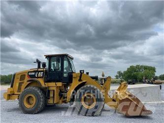 CAT 950M Iekrāvēji uz riteņiem