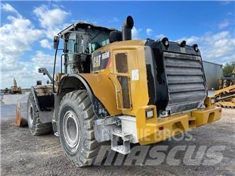 CAT 966M Iekrāvēji uz riteņiem