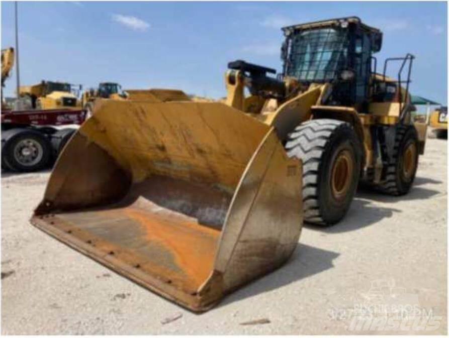 CAT 972M Iekrāvēji uz riteņiem